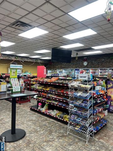 393 S Washington Avenue, Bergenfield, NJ 07621