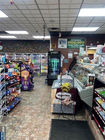 393 S Washington Avenue, Bergenfield, NJ 07621