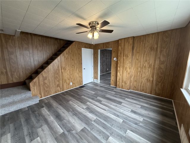 1154 Eisenhower Dr, West Deer, PA 15076