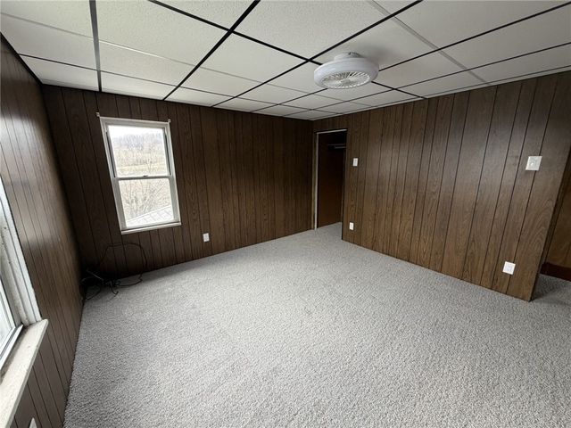 1154 Eisenhower Dr, West Deer, PA 15076