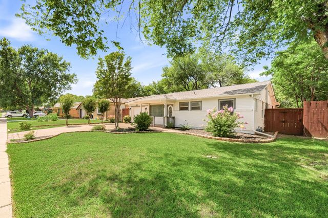 2417 Muret Street, Irving, TX 75062