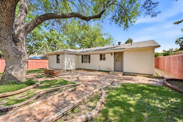 2417 Muret Street, Irving, TX 75062