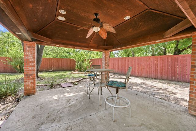 2417 Muret Street, Irving, TX 75062