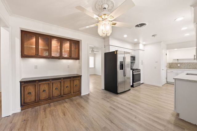 2417 Muret Street, Irving, TX 75062