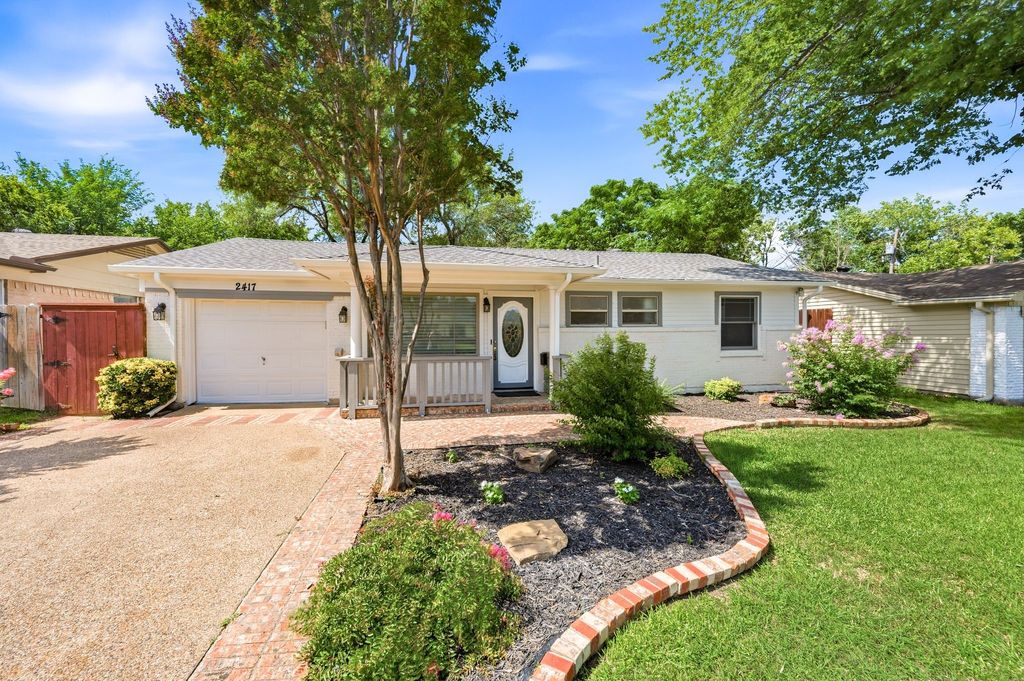 2417 Muret Street, Irving, TX 75062