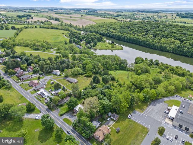 3543 OLD ROUTE 22, Hamburg, PA 19526