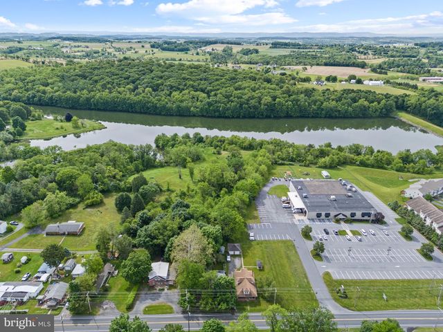 3543 OLD ROUTE 22, Hamburg, PA 19526