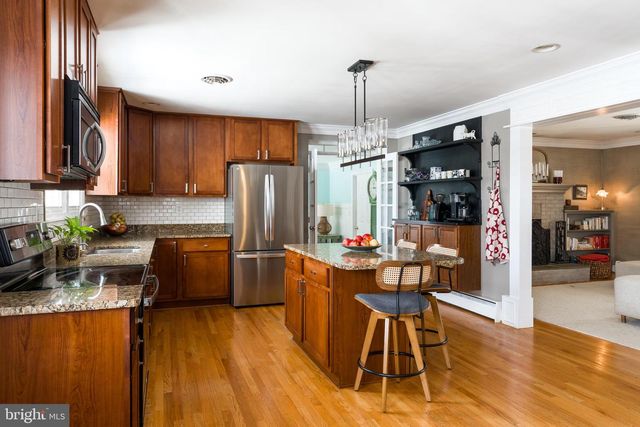 7001 WATERSVILLE RD, Mount Airy, MD 21771