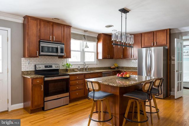 7001 WATERSVILLE RD, Mount Airy, MD 21771