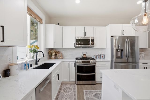 1219 N Walnut Ln, Spokane Valley, WA 99206