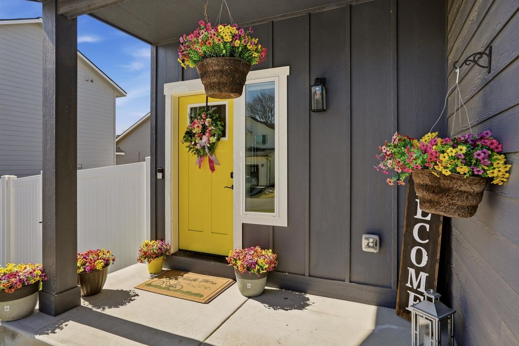 1219 N Walnut Ln, Spokane Valley, WA 99206