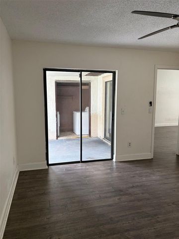 1382 HENDREN DRIVE, Orlando, FL 32807