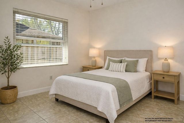 1382 HENDREN DRIVE, Orlando, FL 32807