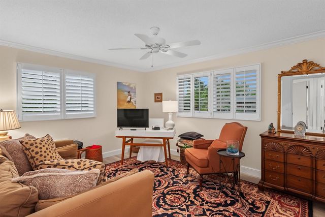 2702 SW 6th Street, Boynton Beach, FL 33435