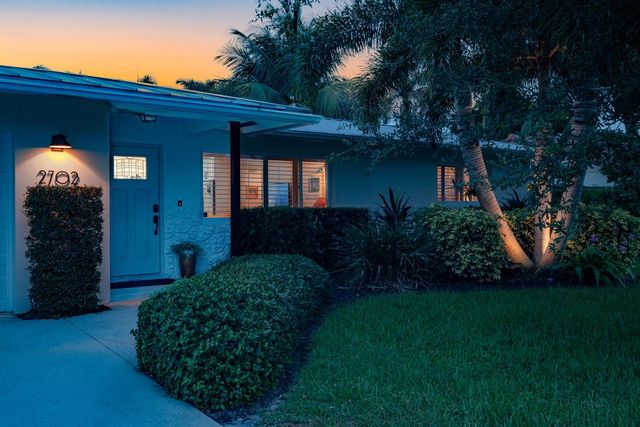 2702 SW 6th Street, Boynton Beach, FL 33435