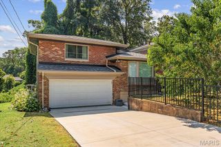 45 Sherwood Forest, Belleville, IL 62223