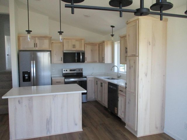 148 Cedar Street SE, Kimball, MN 55353