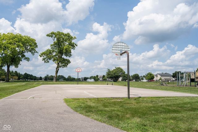 11488 Lucky Dan Drive, Noblesville, IN 46060