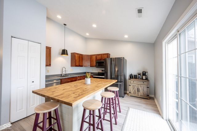 11488 Lucky Dan Drive, Noblesville, IN 46060