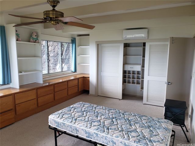 1423 Laamia Place, Honolulu, HI 96821