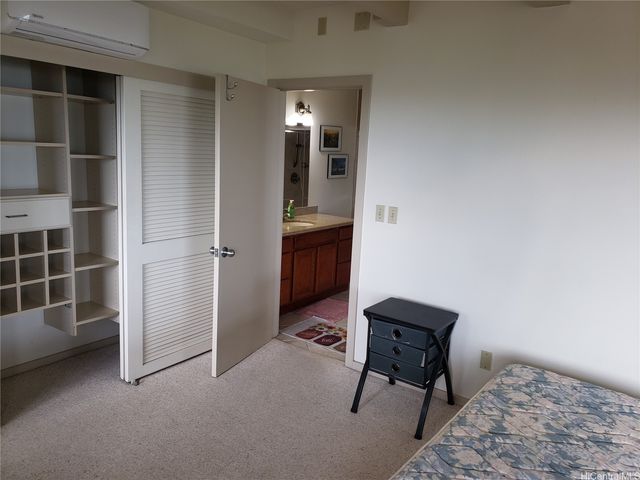 1423 Laamia Place, Honolulu, HI 96821