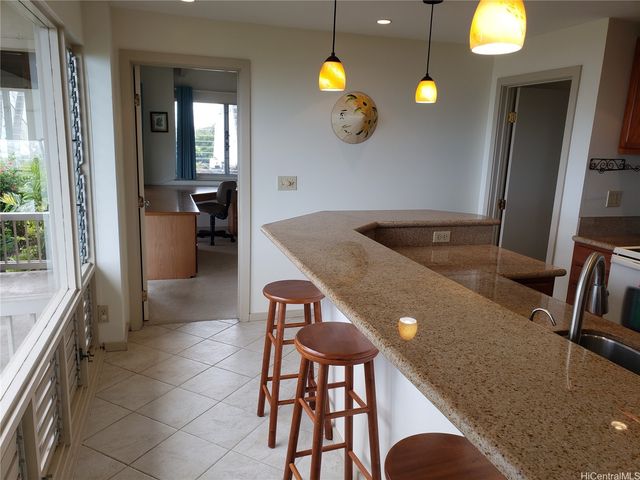 1423 Laamia Place, Honolulu, HI 96821