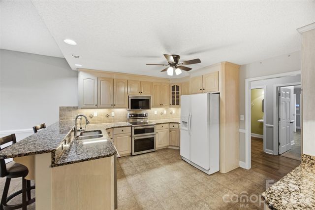 216 Minnie Queen Lane, Belmont, NC 28012