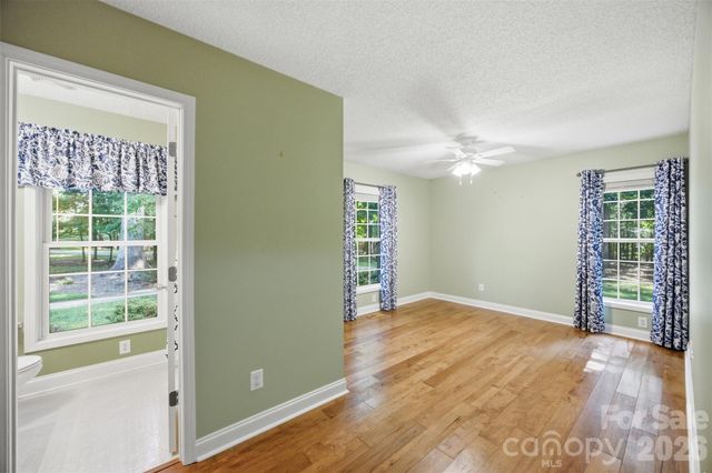 216 Minnie Queen Lane, Belmont, NC 28012
