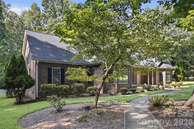 216 Minnie Queen Lane, Belmont, NC 28012