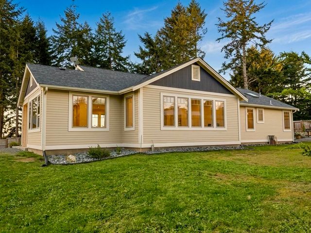 1830 Dixie Lane, Dows Prairie, CA 95519