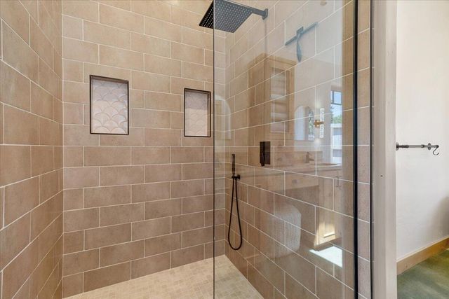 1830 Dixie Lane, Dows Prairie, CA 95519