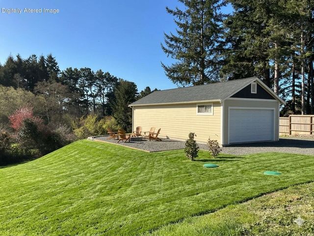 1830 Dixie Lane, Dows Prairie, CA 95519