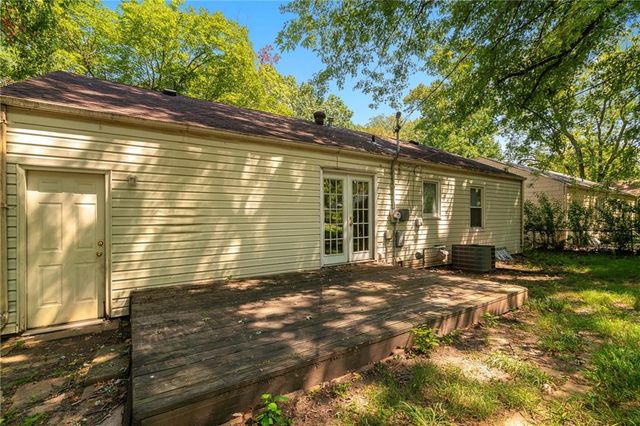 5314 Linden Street, Roeland Park, KS 66205