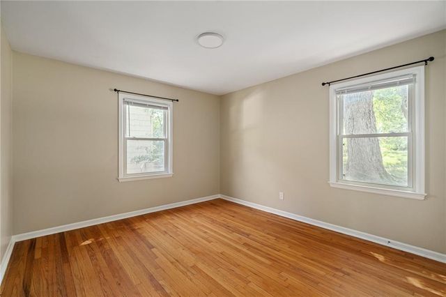 5314 Linden Street, Roeland Park, KS 66205