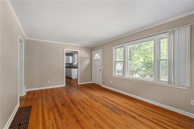 5314 Linden Street, Roeland Park, KS 66205