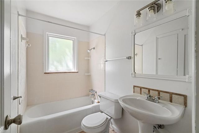 5314 Linden Street, Roeland Park, KS 66205