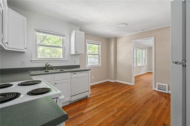5314 Linden Street, Roeland Park, KS 66205