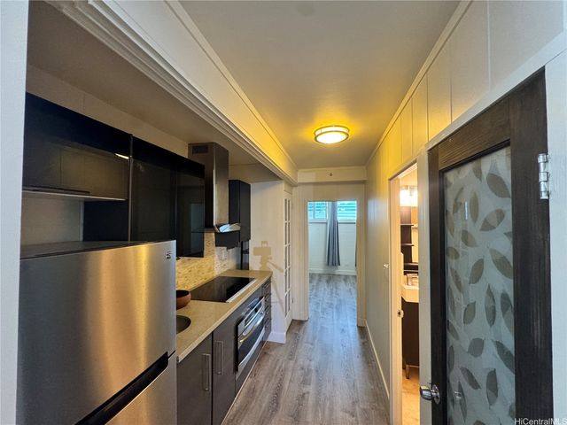1700 Makiki Street 104, Honolulu, HI 96822