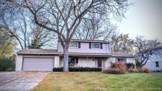 4817 Faircourt Drive, West Bloomfield, MI 48322