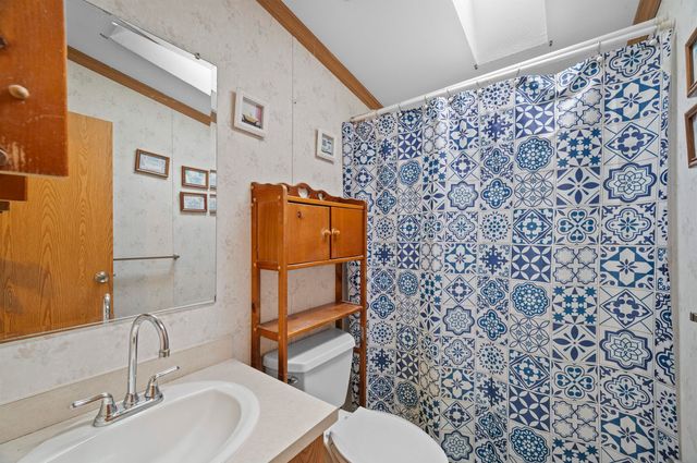 26 Amherst Road, Newmarket, NH 03857