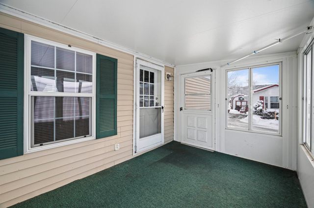 26 Amherst Road, Newmarket, NH 03857