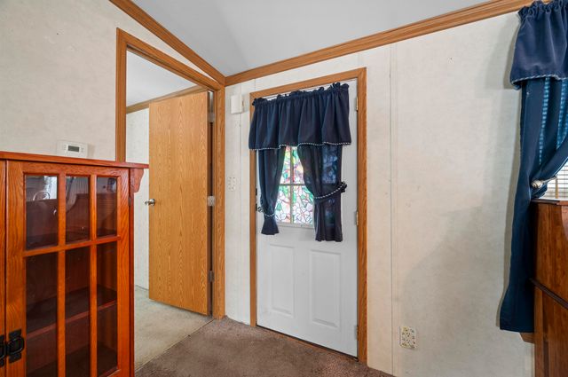 26 Amherst Road, Newmarket, NH 03857