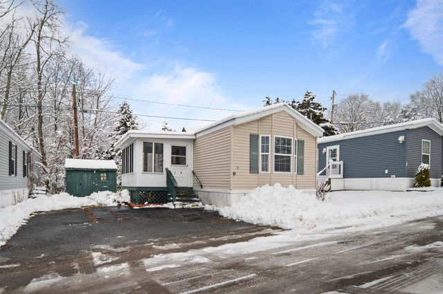 26 Amherst Road, Newmarket, NH 03857