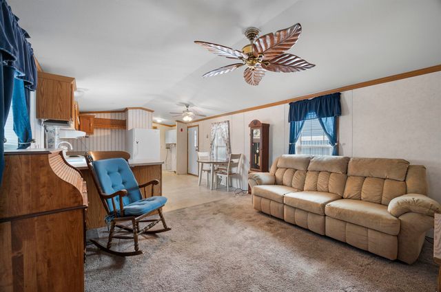 26 Amherst Road, Newmarket, NH 03857