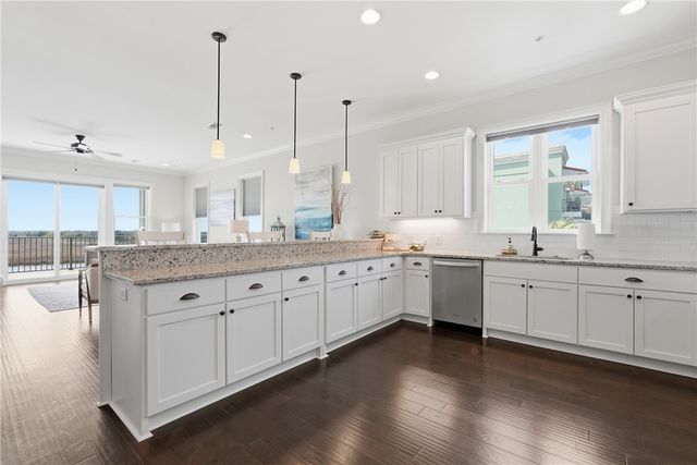 227 Fort King George Drive H, Darien, GA 31305