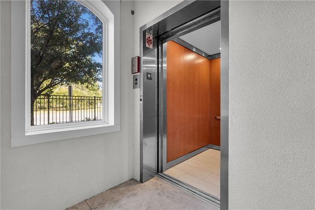 227 Fort King George Drive H, Darien, GA 31305