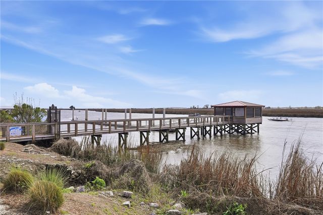 227 Fort King George Drive H, Darien, GA 31305