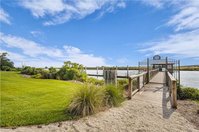 227 Fort King George Drive H, Darien, GA 31305