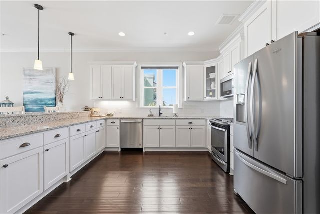 227 Fort King George Drive H, Darien, GA 31305