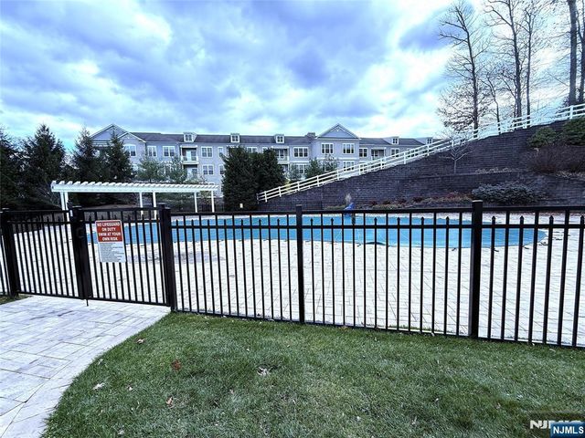 2207 Pierce Lane, Rockaway Township, NJ 07885